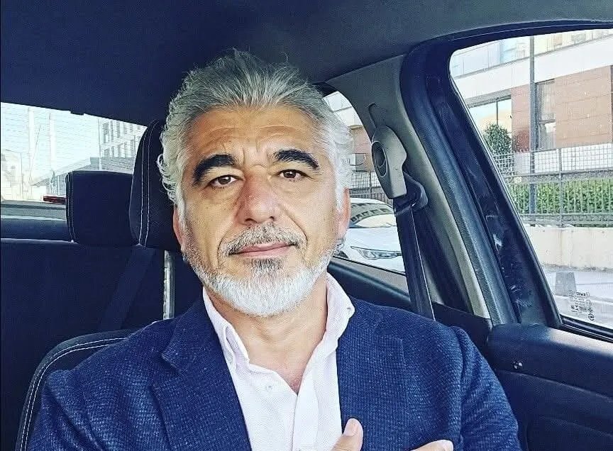 بعد توقيفه في تركيا: الإفراج عن الصحفي السوري غسان ياسين وتعبيره عن امتنانه للدولة السورية