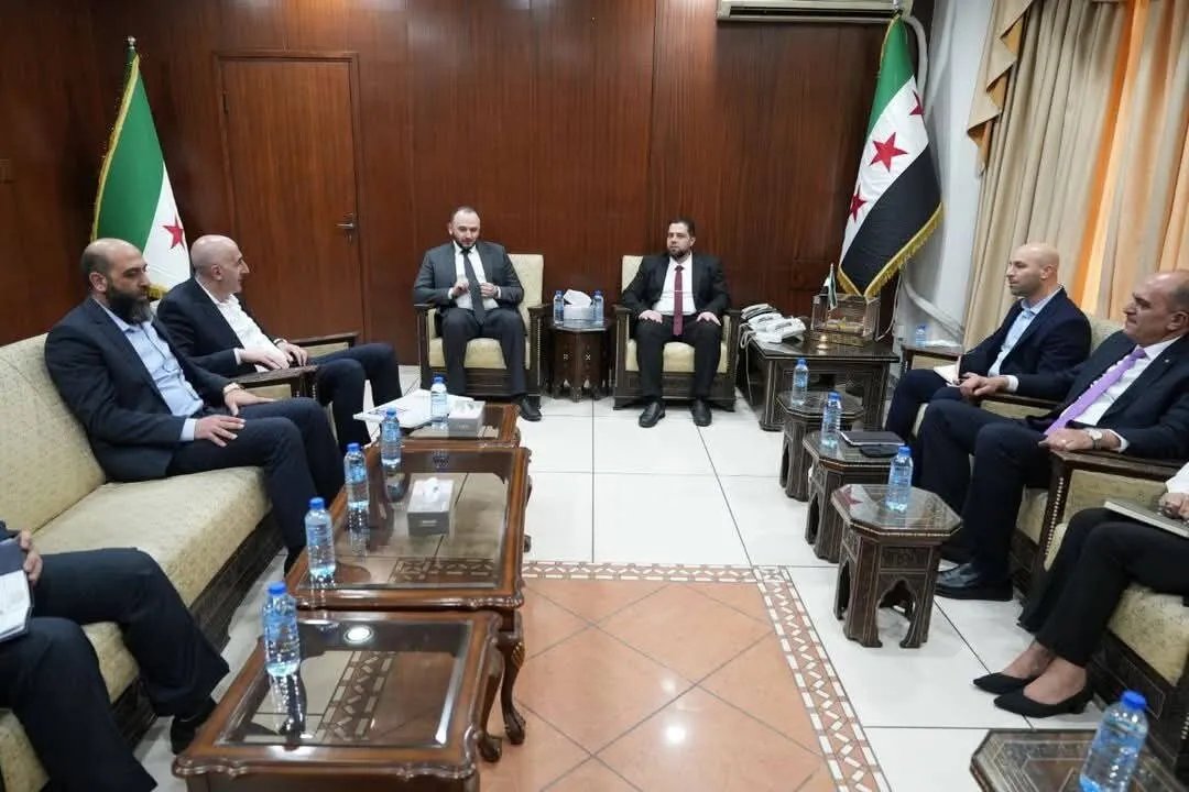 جهود مكثفة لإعادة إعمار حمص وعودة سكانها: وزير الأشغال ومحافظ المدينة يبحثان الخطط والآليات