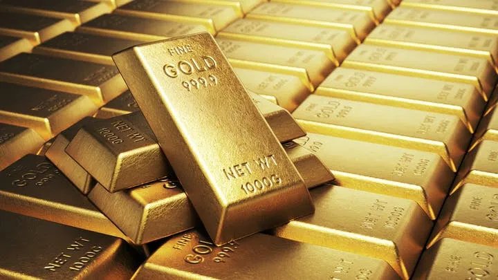 الليرة السورية ثابتة أمام الدولار رغم قفزة الذهب عالميًا