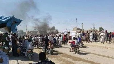 دير الزور تنتفض: قسد تواجه المتظاهرين بالرصاص وسقوط ضحايا