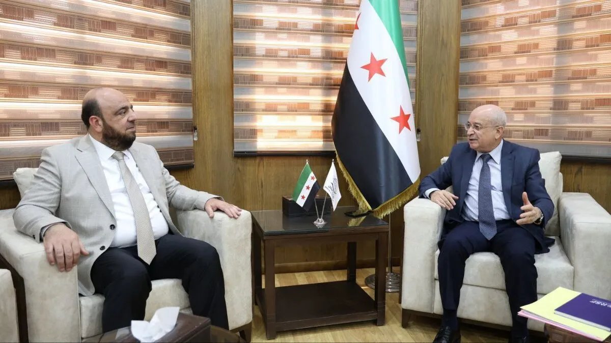 وزير النقل ورئيس اتحاد الغرف التجارية يبحثان سبل تعزيز التجارة وتحسين خدمات النقل في سوريا