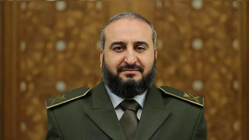 وزير الدفاع السوري يكشف عن خطة لبناء جيش وطني محترف وحماية الشعب