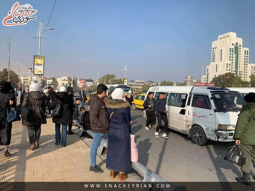 أزمة مواصلات خانقة: 480 ألف ليرة شهرياً لنقل طالبين جامعيين من ريف دمشق