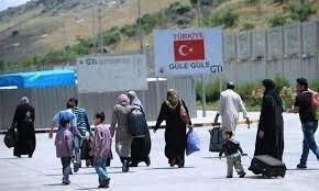 حزب الجيد يرفع دعوى لإلغاء منح الجنسية التركية للسوريين والأجانب بحجة تهديد الهوية الوطنية