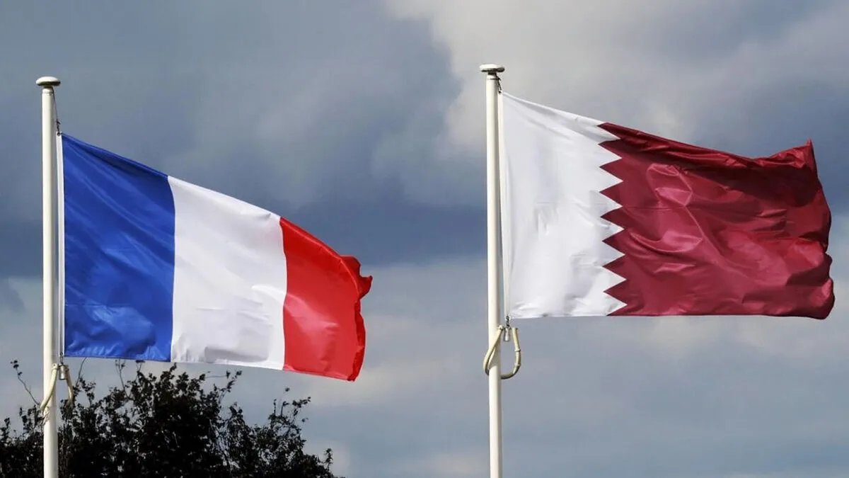 قطر وفرنسا تتفقان على ضرورة تسوية سياسية شاملة في سوريا وتدعم إعادة الإعمار