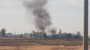 هجوم بطائرات مسيرة يستهدف قاعدة كونيكو الأمريكية في دير الزور وسط تصعيد أمني