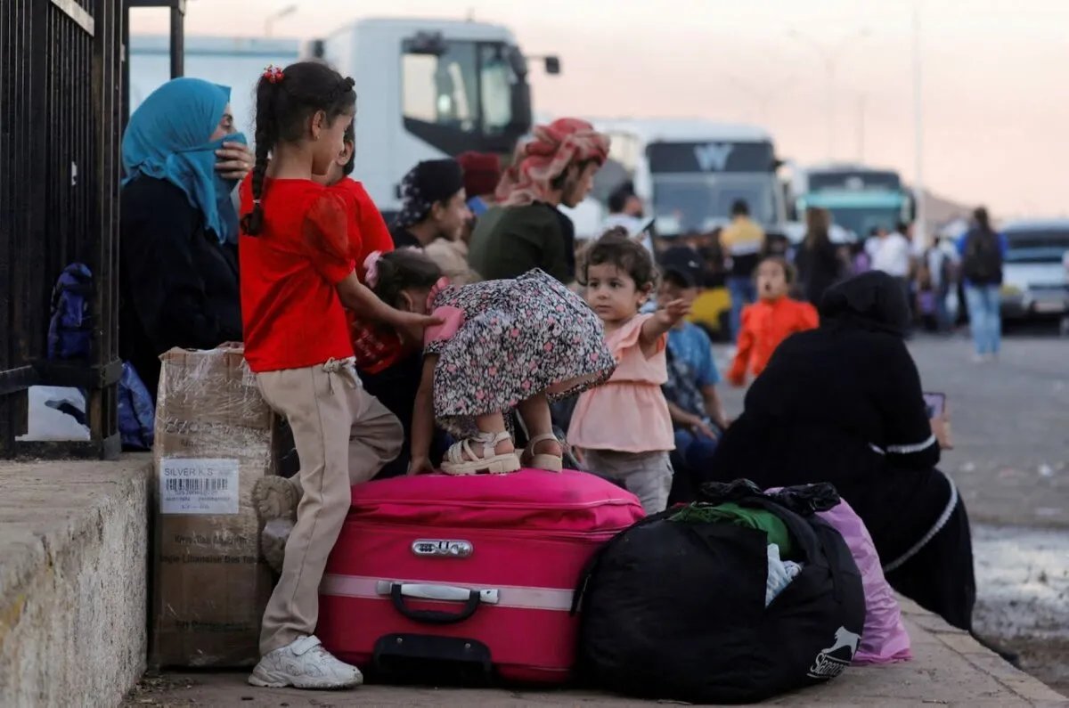 نزوح آلاف اللاجئين السوريين إلى وطنهم هرباً من تصاعد الصراع في لبنان
