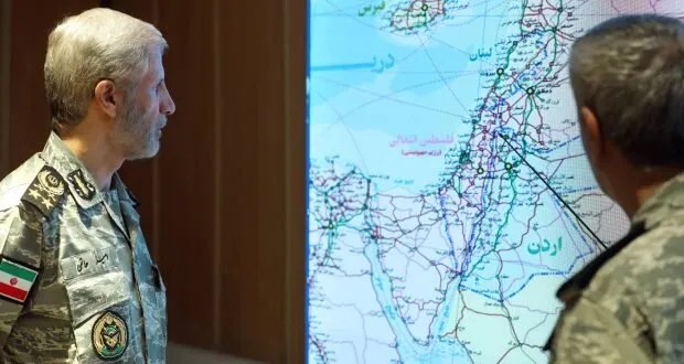 إيران تتوعد بـ "رد حاسم" على الضربات الأمريكية وتتهم واشنطن بانتهاك سيادتها