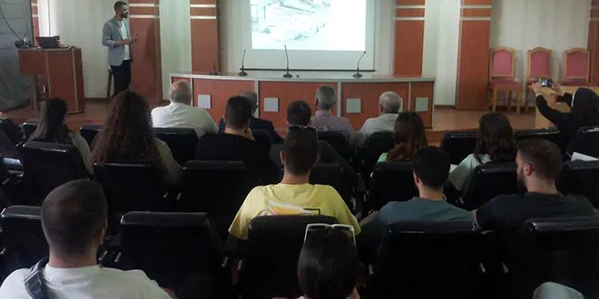 جامعة حمص تستضيف محاضرة حول التقاء الهندسة بالعلم في عالم المختبرات