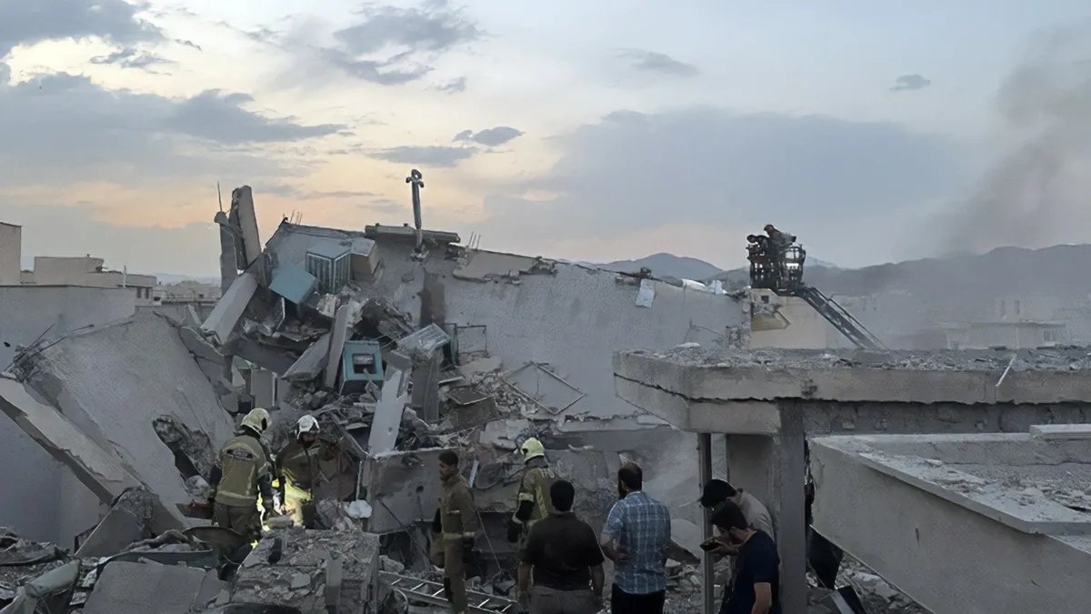 مقتل قيادي بارز في "فيلق القدس" بغارات إسرائيلية داخل إيران