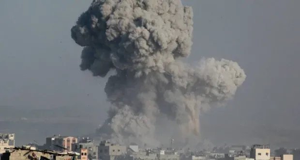 تصعيد في غزة: إسرائيل تكثف غاراتها وتستعد للتوسع غرباً وسط سقوط ضحايا