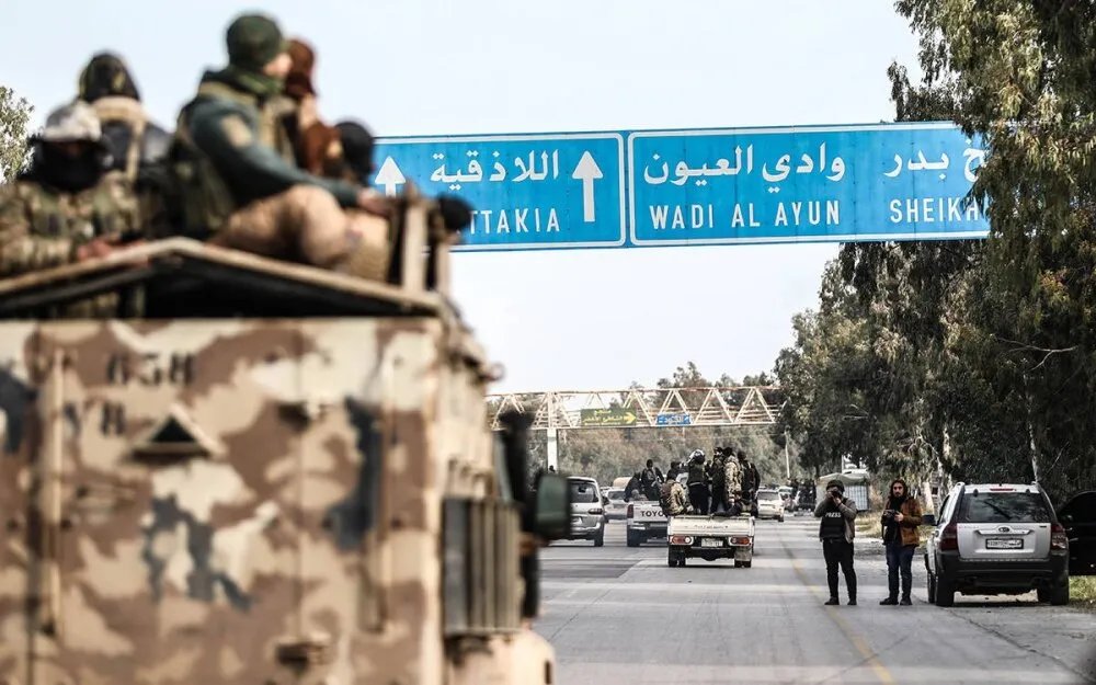 جريمة مروعة تهز اللاذقية: توقيف عنصر من وزارة الدفاع بتهمة القتل