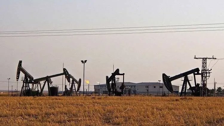 إقالة أنس حسونة من إدارة مكتب تسويق النفط: هل حان وقت الإصلاح؟