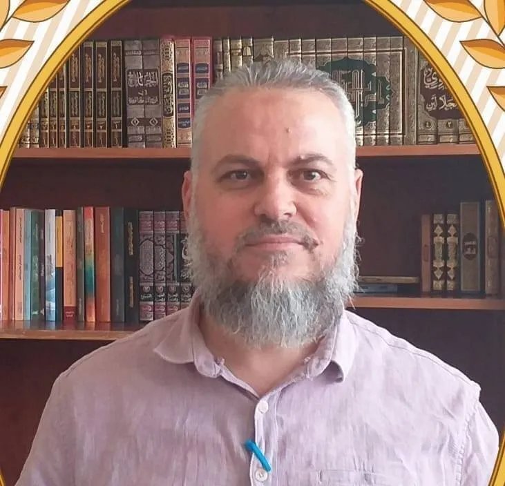 أنس عيروط ينفي وقوع جرائم قتل وخطف في الساحل السوري ويؤكد على استمرار عمل المؤسسات