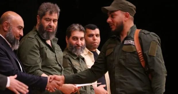 درعا: الأمن الداخلي يُخرّج دفعة جديدة لتعزيز الكفاءة والانضباط