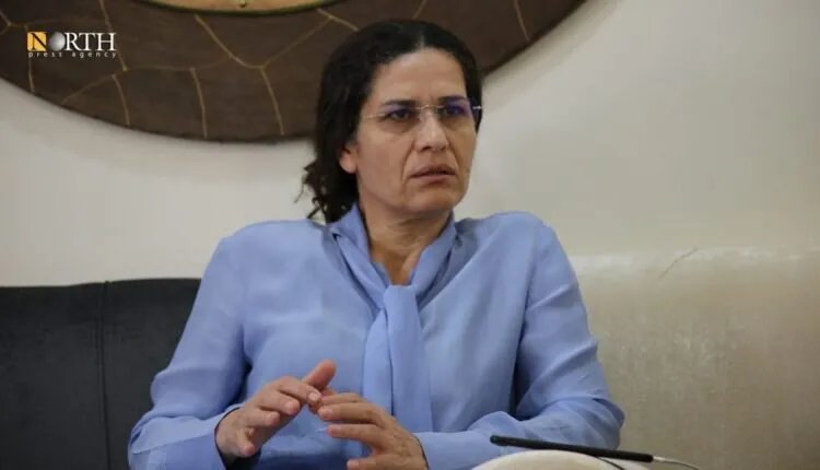إلهام أحمد: الإدارة الذاتية تعلن استعدادها لدعم المتضررين من حرائق الساحل السوري