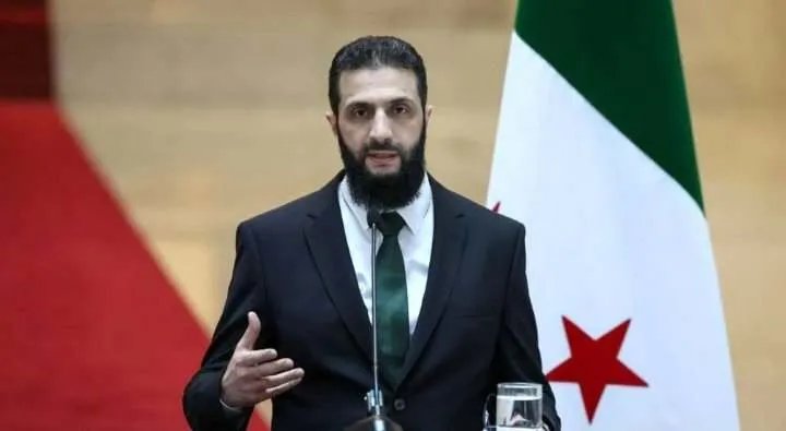 الرئيس الشرع: الدولة تتبنى التهدئة في السويداء وتكلف فصائل محلية ومشايخ العقل بحفظ الأمن