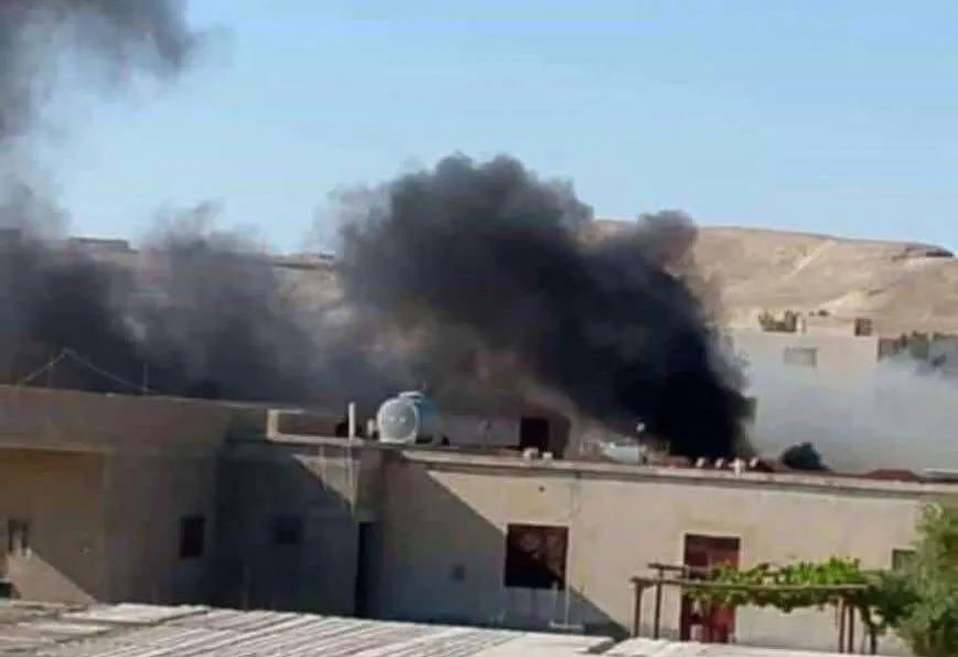 السويداء: ميليشيات تحرق منازل البدو بعد انسحاب مفاجئ لقوات النظام