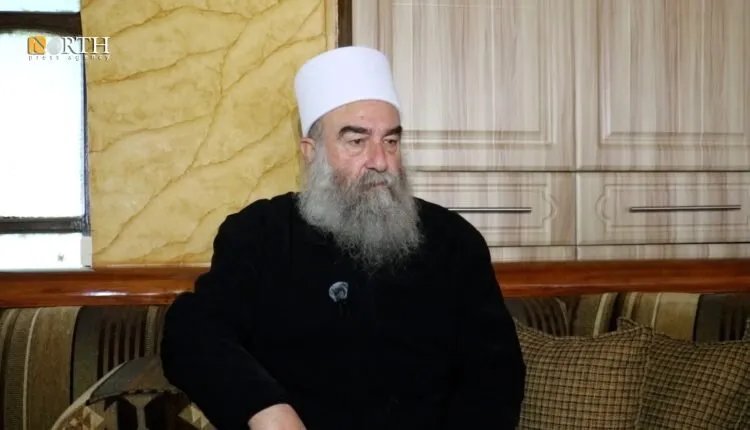 الرئيس الروحي للطائفة الدرزية، حكمت الهجري، ينتقد الحكومة السورية ويعلق على أحداث السويداء