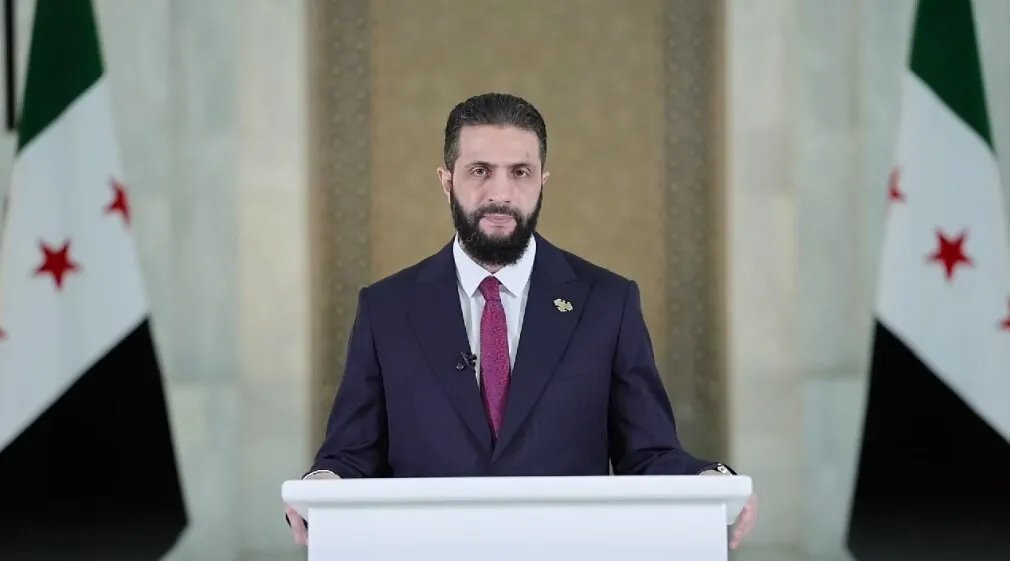 الشرع يتعهد بمحاسبة جميع مرتكبي الانتهاكات بغض النظر عن الطرف (فيديو)