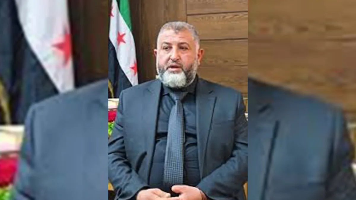 محافظ درعا يعلن استقبال 200 عائلة كانت محتجزة في السويداء وتوزيعهم على مراكز الإيواء