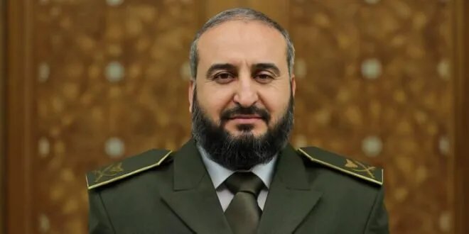 وزير الدفاع يعزي أسر شهداء الجيش العربي السوري ويواسي الجرحى: تضحياتكم نبراسٌ لنا