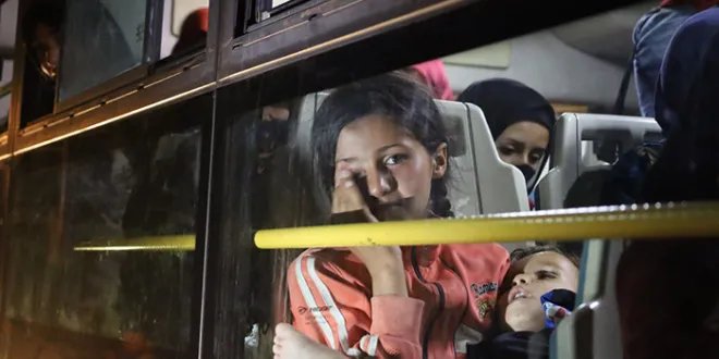 وصول 248 مهجّراً من السويداء إلى درعا ضمن الدفعة الرابعة والأخيرة