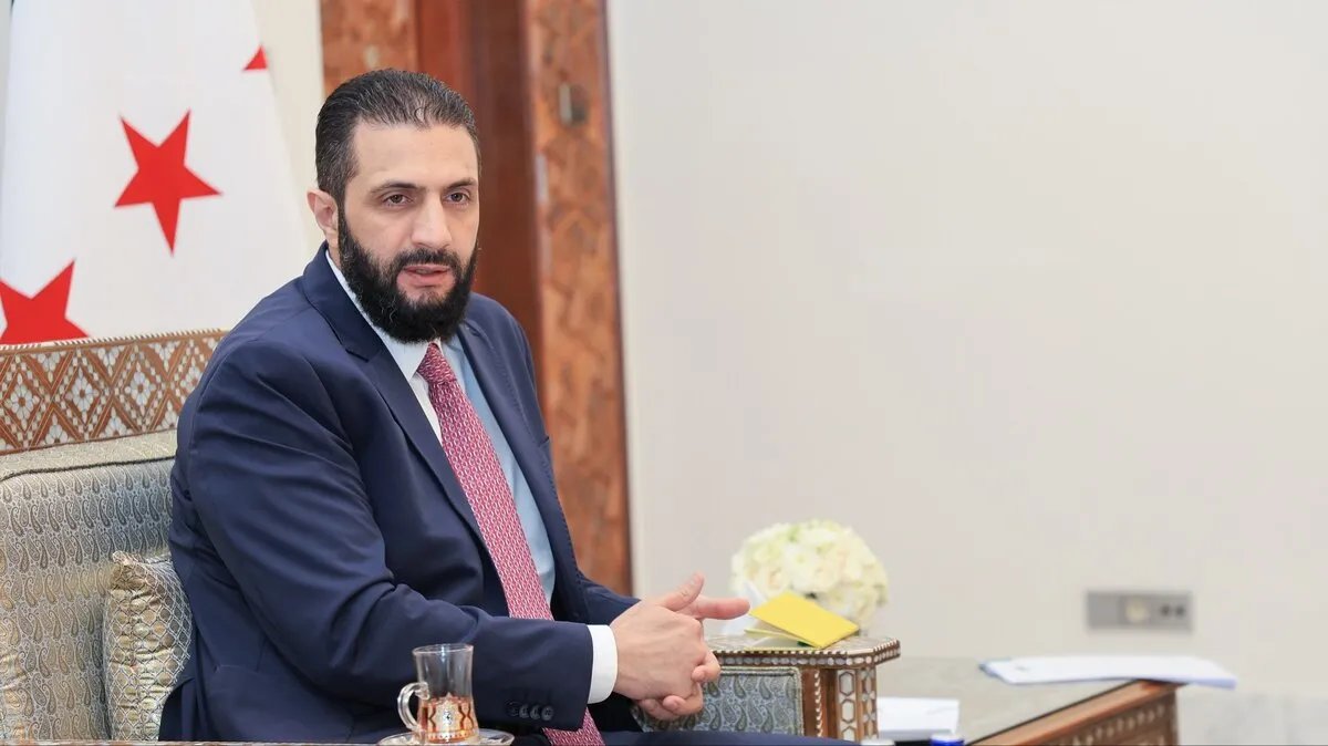 الشرع لماكرون: فوضى السويداء الأمنية نتيجة تمرد مجموعات مسلحة والدولة لن تسمح باستمرار الوضع