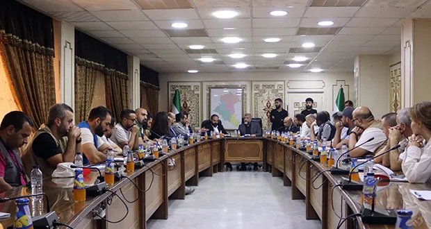محافظ درعا يبحث مع وفد أممي أوضاع العائلات الوافدة من ريف السويداء