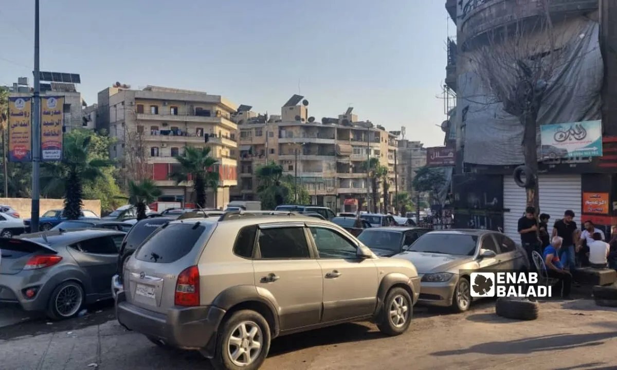 نقل مكاتب بيع السيارات في حلب إلى الراموسة يثير قلق أصحابها بشأن التكاليف وتراجع المبيعات