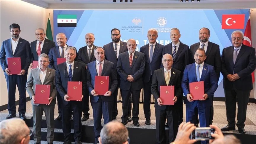 تعزيز العلاقات الاقتصادية: تركيا وسوريا توقعان 10 مذكرات تفاهم في إسطنبول