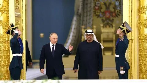 بوتين يعلن: الإمارات العربية المتحدة مرشحة لاستضافة قمة محتملة مع ترامب ويشيد بدور الشيخ محمد بن زايد