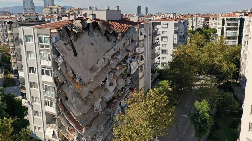 زلزال بقوة 6.1 درجة يهز تركيا ويشعر به سكان عدة دول مجاورة