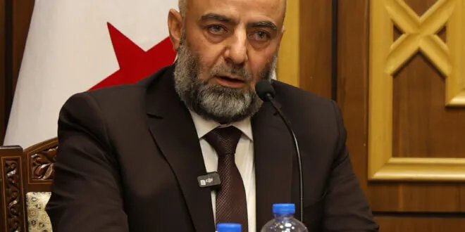 تجميد قرار بشأن قضاة محكمة الإرهاب وإعادة النظر في الهيئة القضائية المكلفة بالطعون