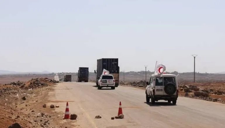 الهلال الأحمر السوري يشرف على وصول قافلة مساعدات إنسانية إلى السويداء