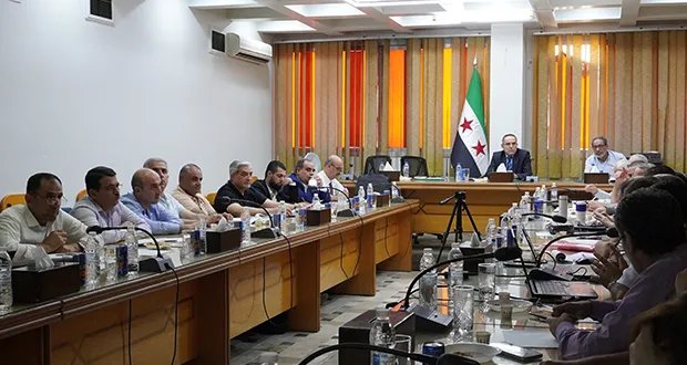 وزارة الزراعة تبحث خططًا عاجلة لإدارة حرائق الغابات وإعادة تأهيل المناطق المتضررة في سوريا