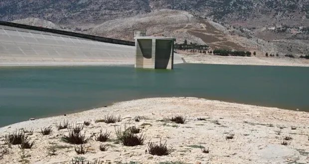 لبنان على حافة الهاوية: الفقر المائي المدقع يهدد مستقبل البلاد