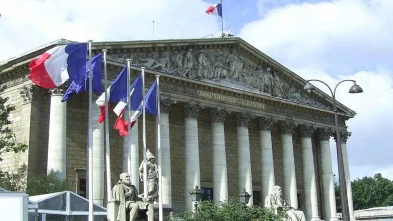 فرنسا تثني على نشر تقرير لجنة التحقيق الدولية حول أحداث الساحل السوري وتدعو إلى محاسبة المسؤولين