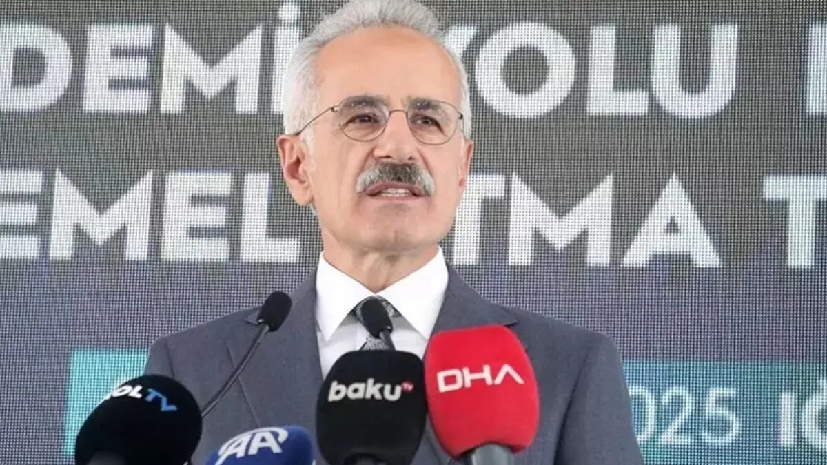 تركيا تخطط لتحديث مطار دمشق وتفعيل خط سكة حديد حلب-غازي عنتاب