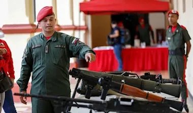 تصعيد التوتر: فنزويلا ترد على التحركات الأمريكية بنشر سفن حربية في مياهها الإقليمية