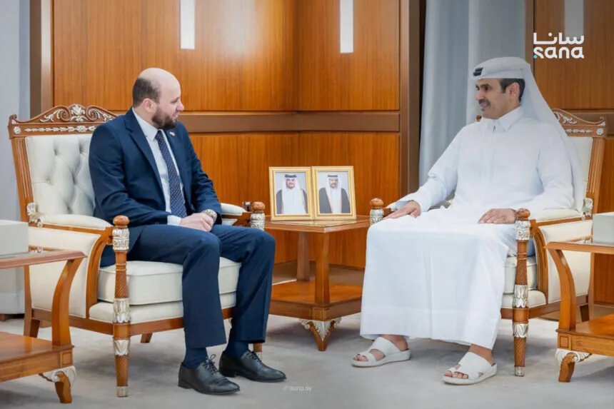 وزير الطاقة السوري يبحث في الدوحة دعم قطاع النفط وإعادة الإعمار
