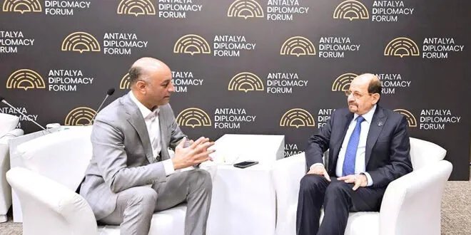 اليمن يعلن قريباً: إعادة فتح السفارة اليمنية في دمشق قيد الإعداد