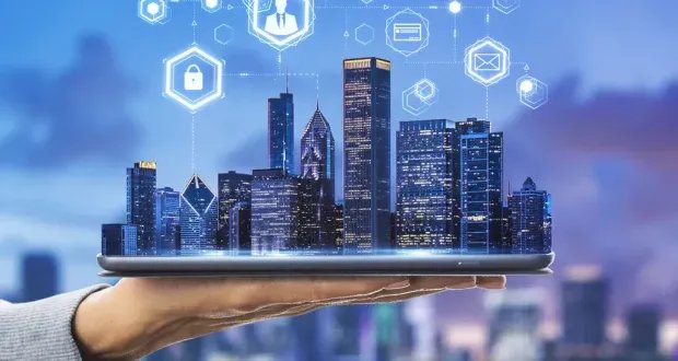 دبي تتجه نحو مستقبل رقمي: 90% من المدفوعات إلكترونية بحلول 2026