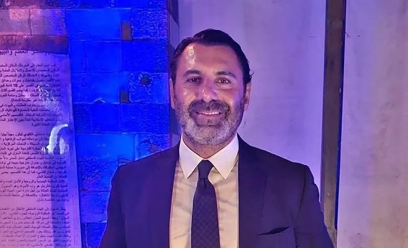 والدة المحامي مالك الجيوش تستغيث: اعتقال ابني مستمر منذ 12 يومًا دون توجيه تهمة