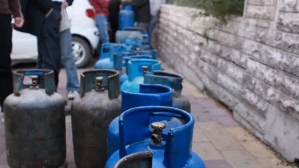 تلاعب وسرقات في معمل غاز عدرا: تفريغ الأسطوانات وإعادة البيع يكبد خسائر كبيرة