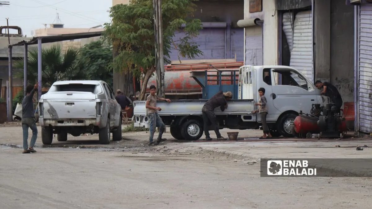 أزمة قطع الغيار تهدد حركة المركبات في رأس العين وتل أبيض وتعيق حياة السكان