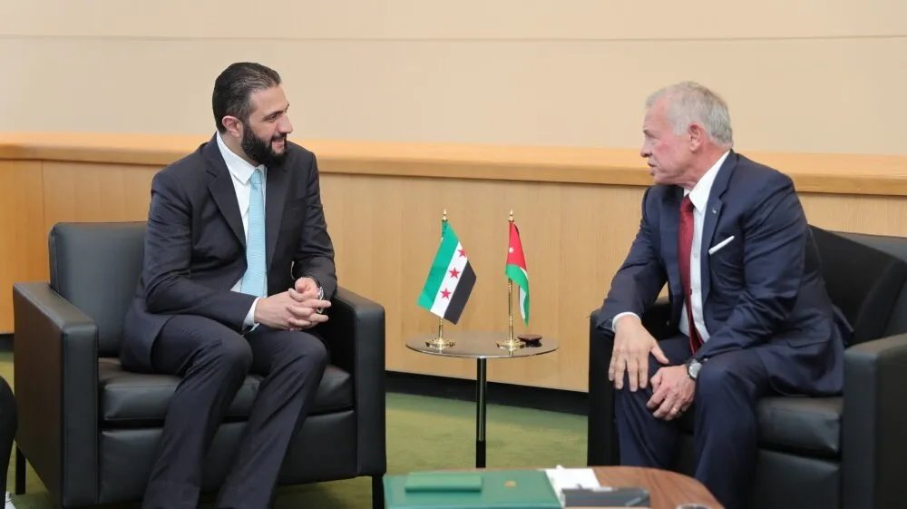 الرئيس الشرع والملك عبد الله الثاني يبحثان العلاقات الثنائية في نيويورك