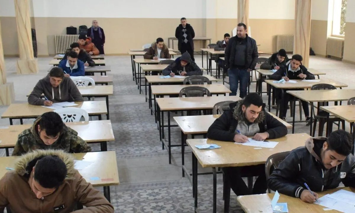 وزارة التربية تمدد فترة التسجيل لامتحانات الشهادتين الإعدادية والثانوية حتى بداية أيار