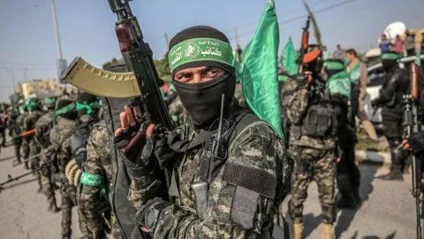 تقارير عبرية: "حماس" توافق مبدئياً على المبادرة الأمريكية لوقف إطلاق النار في غزة وويتكوف يسعى لاتفاق شامل