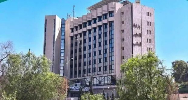 وزارة التعليم العالي تحدد سقف الأقساط الدراسية للجامعات الخاصة بقرار مرتقب هذا الأسبوع